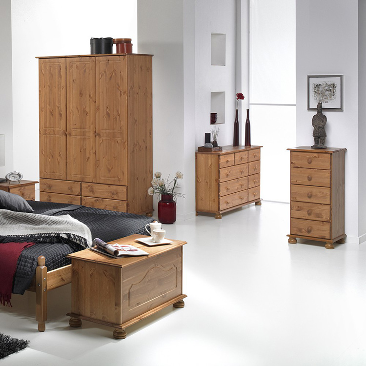 copenhagen-3-door,-4-drawer-pine-bedroom-set-1