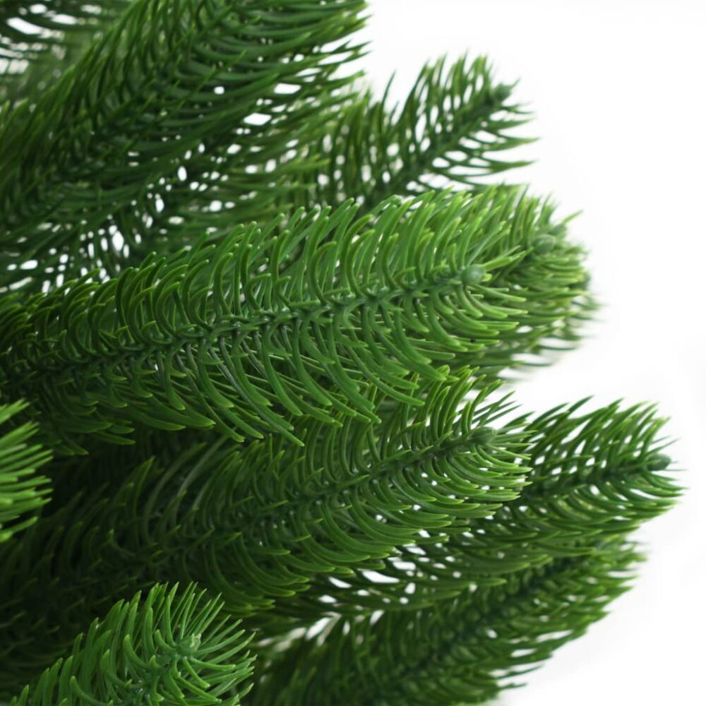 adara_faux_christmas_tree_lifelike_needles_in_green_5